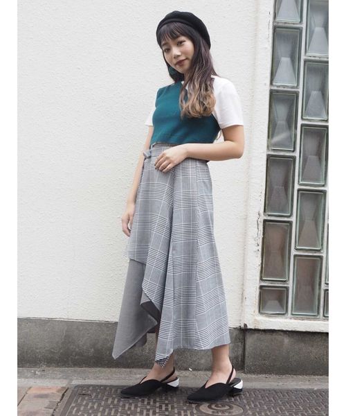 MURUA（ムルーア）の「ポインテッドバブーシュ（サンダル・レディース・ブラック/ダークグリーン/その他1/キャメル・35/36/37）」の13枚目の写真