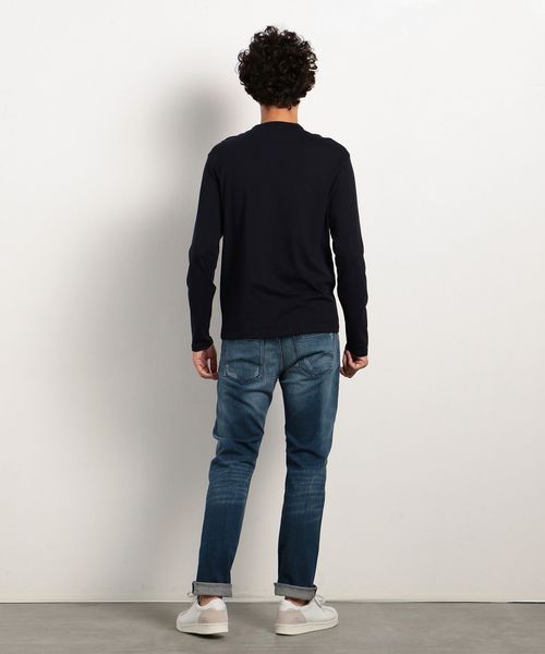 ARMANI EXCHANGE(アルマーニエクスチェンジ)の「【A|Xアルマーニ エクスチェンジ】サークルAXロゴ ロングTシャツ(Tシャツ/カットソー・メンズ・ホワイト/ネイビー・SMALL/MEDIUM/LARGE/X-LARGE/X-SMALL)」の8枚目の写真