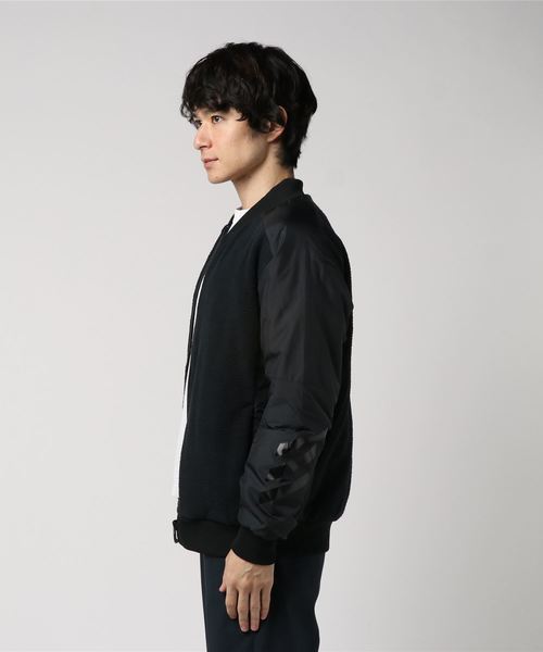 adidas（アディダス）の「アディダス 5T リバーシブルグランドコート（ブルゾン・メンズ・ブラック・LL/3L/S/M/L）」の2枚目の写真