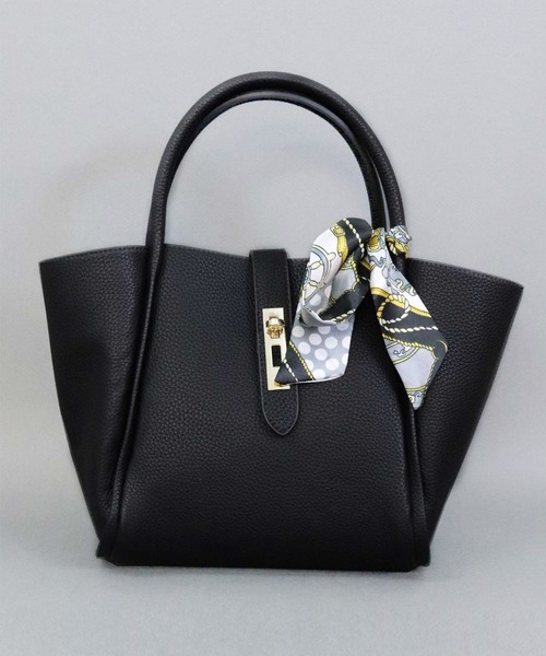 florist（フローリスト）の「【3way】スカーフ付き台形ハンドバッグ/ショルダーバッグ（ハンドバッグ・レディース・ホワイト/ブラック/ベージュ/ピンク/レッド/グレー・FREE）」の3枚目の写真