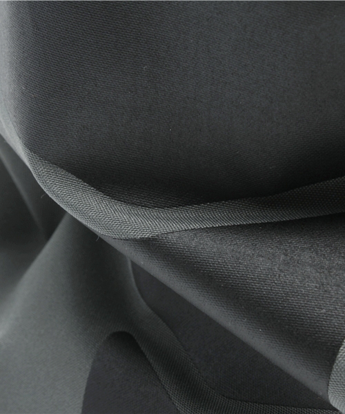 NIKE（ナイキ）の「ナイキ トレーニング ジムサック 巾着 NIKE TEAM TRAINING GYMSACK - V BA4728（バックパック/リュック・メンズ・ブラック/グリーン・ONE SIZE）」の5枚目の写真