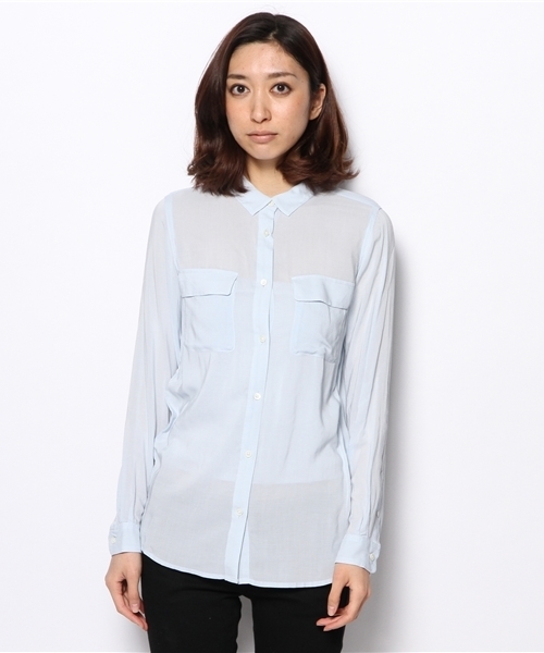 PLST(プラステ)の「レーヨン長袖スリムシャツ(シャツ/ブラウス・レディース・スカイブルー/サーモンピンク/オレンジ/オフホワイト・2)」の7枚目の写真