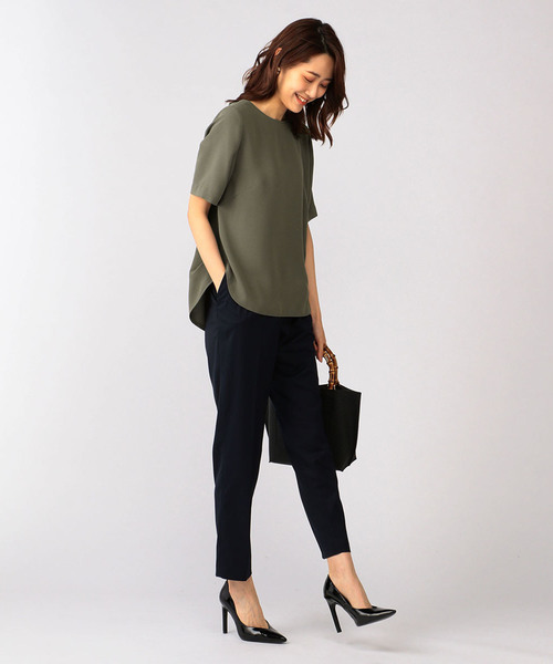 A/C DESIGN BY ALPHA CUBIC（エーシーデザインバイアルファキュービック）の「バックタックブラウス（シャツ/ブラウス・レディース・オフホワイト/ブラック/ネイビー/カーキ・11号/13号/9号）」の13枚目の写真