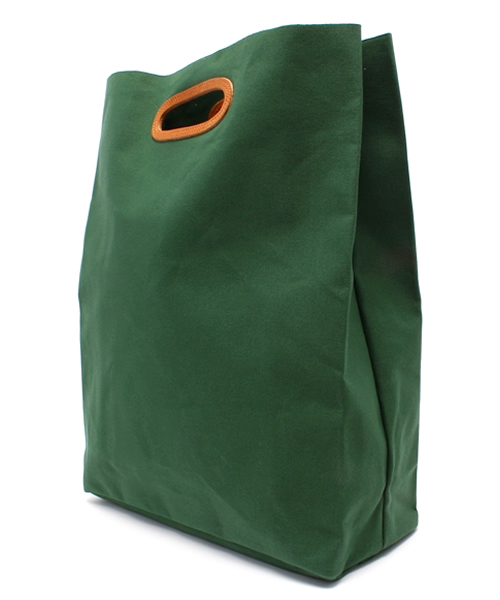 SHIPS（シップス）の「AMIACALVA: 【SHIPS別注】ペーパー バッグ■（クラッチバッグ・メンズ・ネイビー/ベージュ/キャメル/グリーン/ダークブルー/その他/ブルー/ホワイト/ブラック・ONE SIZE）」の22枚目の写真