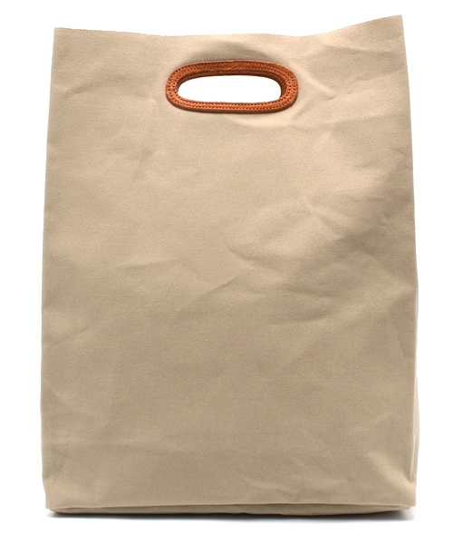 SHIPS（シップス）の「AMIACALVA: 【SHIPS別注】ペーパー バッグ■（クラッチバッグ・メンズ・ネイビー/ベージュ/キャメル/グリーン/ダークブルー/その他/ブルー/ホワイト/ブラック・ONE SIZE）」の13枚目の写真