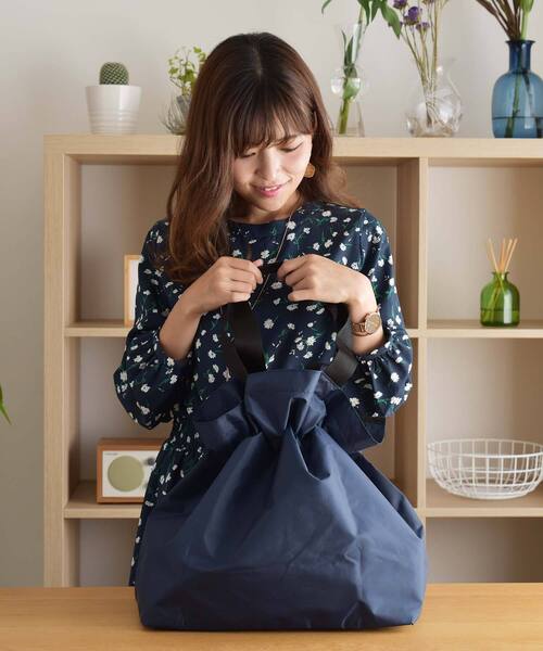 VitaFelice(ヴィータフェリーチェ)の「巾着&トートナイロンエコバッグ(エコバッグ/サブバッグ・レディース・オレンジ/ブラック/レッド/グリーン/グレー/ネイビー/ブラウン・FREE)」の8枚目の写真