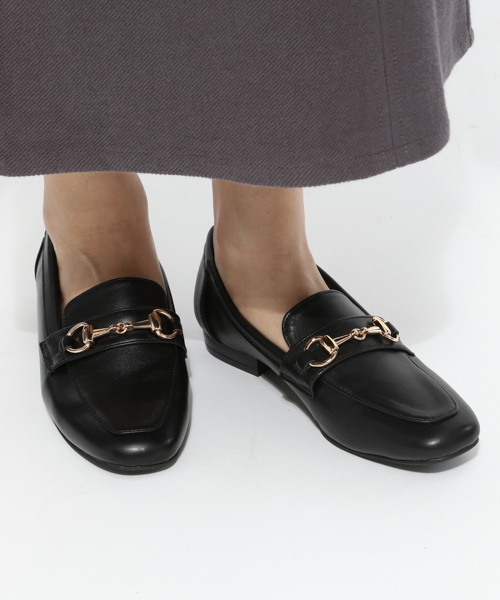 LAKOLE（ラコレ）の「ビットローファー / LAKOLE（ローファー・レディース・ブラック/ブラウン系その他/キャメル・SMALL/MEDIUM/LARGE）」の2枚目の写真