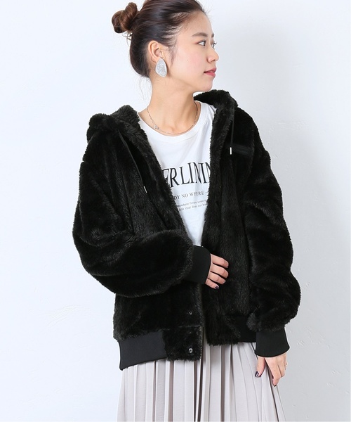 Champion(チャンピオン)の「【Champion/チャンピオン】SMU SHERPA フリーススナップパーカー◆(パーカー・レディース・ブラック/ベージュ/パープル・SMALL/MEDIUM)」の1枚目の写真