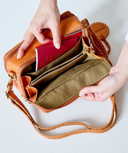 zucchero(ズッケロ)の「zucchero ズッケロ お財布 ショルダーバッグ スマホショルダー 本革 小さめ 軽量 軽い ななめ掛け 49086(ショルダーバッグ・レディース・ブラウン・FREE)」の14枚目の写真