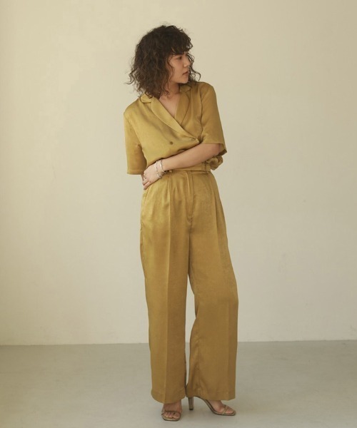 TODAYFUL（トゥデイフル）の「クレープサテンシャツ（シャツ