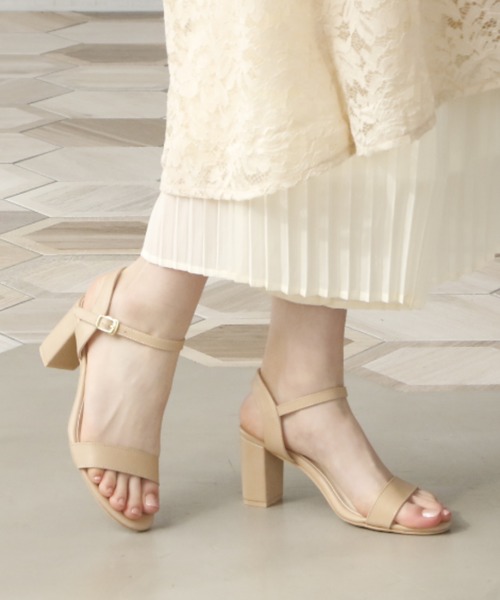 minky me!（ミンキーミー）の「アンクルストラップセットバックヒールサンダル（サンダル・レディース・シルバー/パープル系その他3/パイソン/ホワイト系その他2/イエロー系その他5/ブラック系その他2/ベージュ系その他2/ゴールド/グレー系その他3/ブラック系その他3/ピンク系その他5/イエロー系その他3/エメラルドブルー・L/LL/XL/M/SS/S）」の14枚目の写真