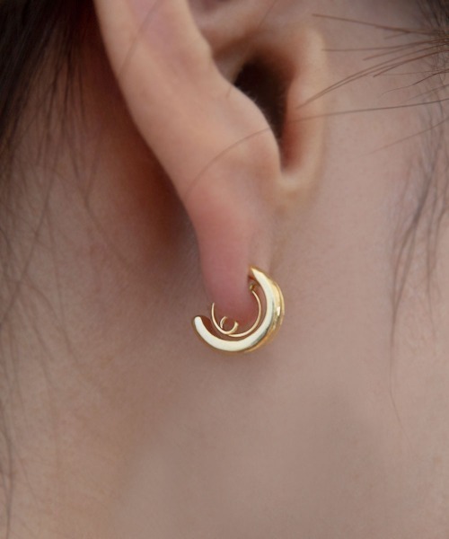 colleca la（コレカラ）の「miniループフィット・サイドラインフープイヤリング（イヤリング・レディース・シルバー/ゴールド/ピンクゴールド・ﾌﾘ-）」の7枚目の写真