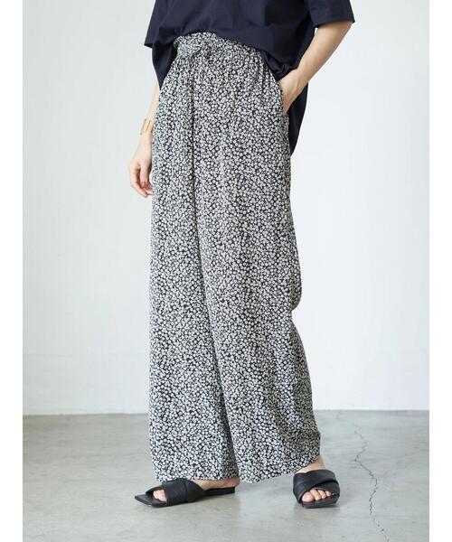 AMERICAN HOLIC（アメリカンホリック）の「ドロストとろみワイドパンツ　＊（その他パンツ・レディース・その他14/ブルー系その他/その他9/ドット・L/M）」の9枚目の写真