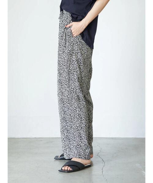 AMERICAN HOLIC（アメリカンホリック）の「ドロストとろみワイドパンツ　＊（その他パンツ・レディース・その他14/ブルー系その他/その他9/ドット・L/M）」の13枚目の写真