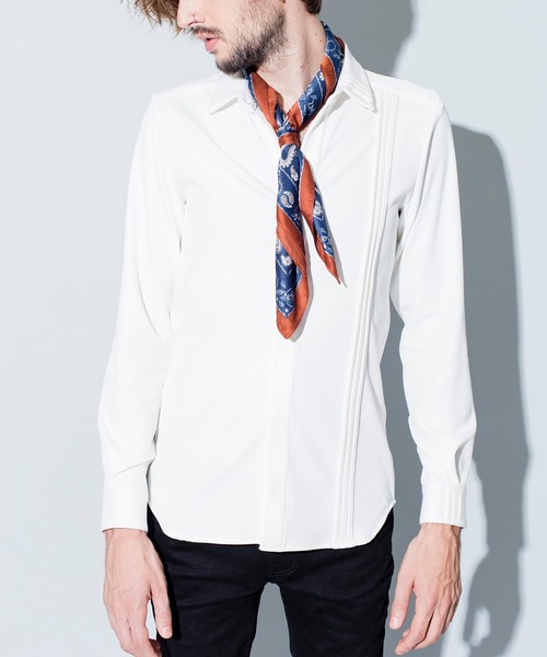 NO ID.(ノーアイディ)の「【NO ID.】Gradation Bandana Scarf / グラデーション バンダナ スカーフ(バンダナ/スカーフ・メンズ・ベージュ/ネイビー/ブラウン・ONE SIZE)」の6枚目の写真