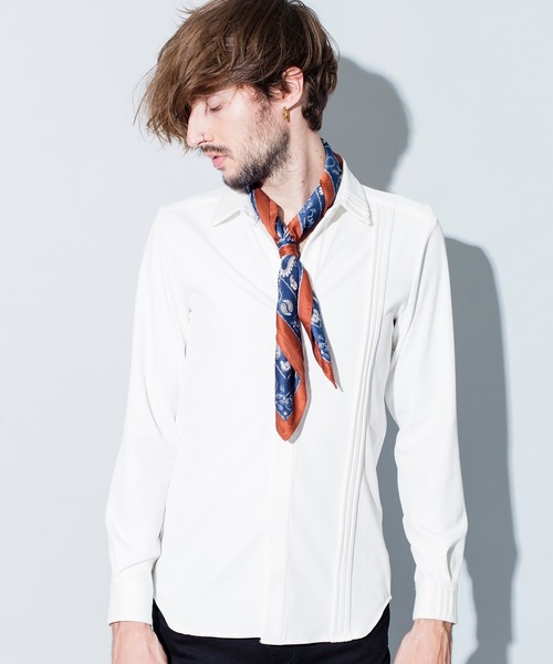NO ID.(ノーアイディ)の「【NO ID.】Gradation Bandana Scarf / グラデーション バンダナ スカーフ(バンダナ/スカーフ・メンズ・ベージュ/ネイビー/ブラウン・ONE SIZE)」の12枚目の写真