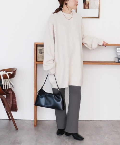 reca（レカ）の「柔らかく、もちもちの着心地！ビッグシルエットボリュームニット（ニット/セーター・レディース・ベージュ/ラベンダー/杢グレー/オフホワイト/ブルー系その他/ミント/オートミール/パープル/マスタード/チャコールグレー/ライトイエロー/グリーン系その他・FREE）」の18枚目の写真