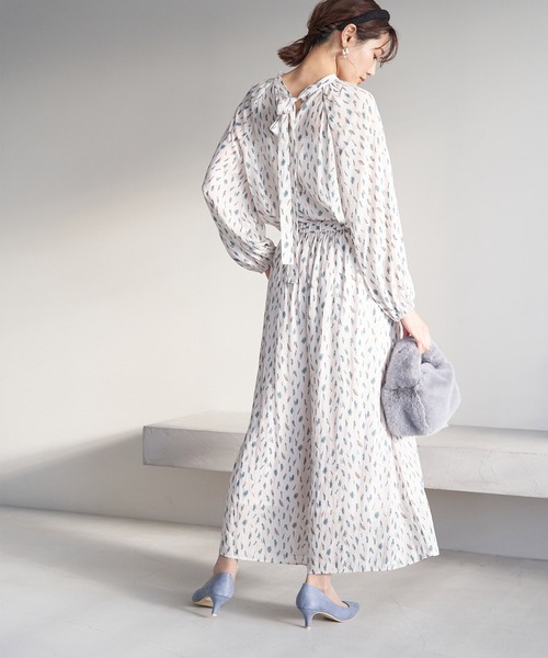 ROPE' PICNIC(ロペピクニック)の「【一部店舗限定】【Mon E’toile】ボウタイブラウス(シャツ/ブラウス・レディース・チャコールグレー/ベージュ・38)」の14枚目の写真