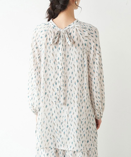 ROPE' PICNIC(ロペピクニック)の「【一部店舗限定】【Mon E’toile】ボウタイブラウス(シャツ/ブラウス・レディース・チャコールグレー/ベージュ・38)」の17枚目の写真