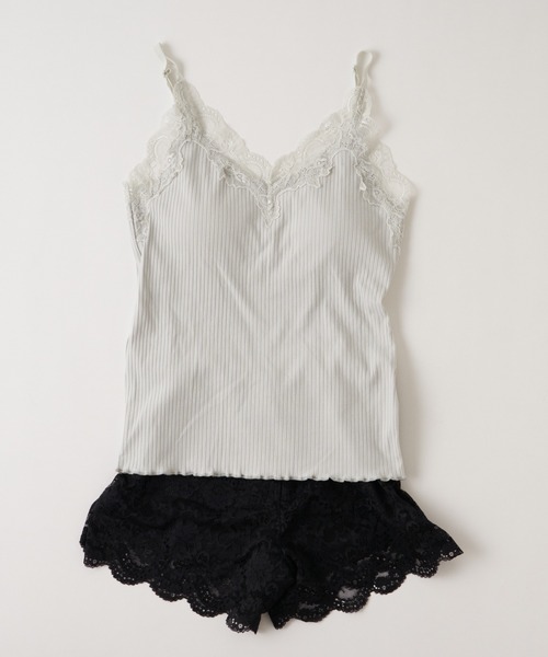 Chico（チコ）の「【SALON by Chico限定】レピュールテレコレースキャミ（キャミソール・レディース・アイボリー/ライトグレー/ミント/ブラック/サーモンピンク・FREE）」の12枚目の写真