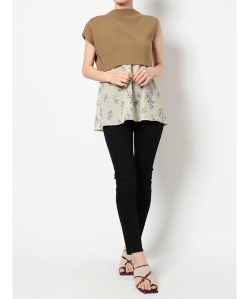 MURUA(ムルーア)の「ブラーフラワーレイヤードトップス(ニット/セーター・レディース・ブラック/ベージュ・FREE)」の8枚目の写真