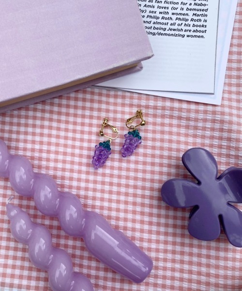 アクセサリー Wc ダブル イヤリングwc フルーツビーズイヤリング イヤリング Wc ダブル シー のファッション