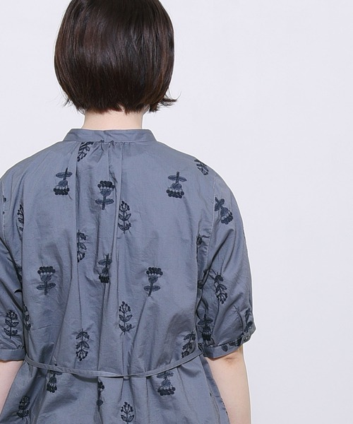 POU DOU DOU（プードゥドゥ）の「ボタニカル刺繍ワンピース（ワンピース・レディース・アイボリー/ブラック/ブルー・3）」の17枚目の写真