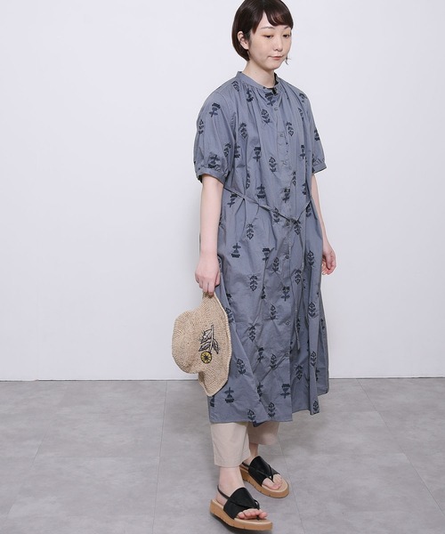 POU DOU DOU（プードゥドゥ）の「ボタニカル刺繍ワンピース（ワンピース・レディース・アイボリー/ブラック/ブルー・3）」の19枚目の写真