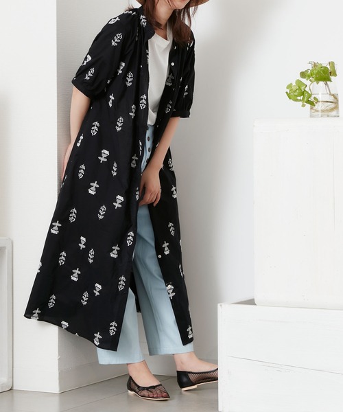 POU DOU DOU（プードゥドゥ）の「ボタニカル刺繍ワンピース（ワンピース・レディース・アイボリー/ブラック/ブルー・3）」の20枚目の写真