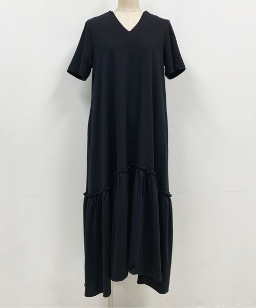 PICCIN（ピッチン）の「フリルマキシワンピース（ワンピース・レディース・ブラック/オフホワイト/ブルー・M）」の14枚目の写真