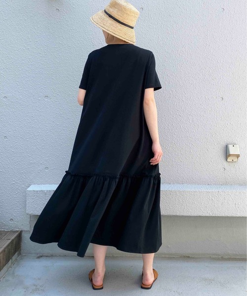 PICCIN（ピッチン）の「フリルマキシワンピース（ワンピース・レディース・ブラック/オフホワイト/ブルー・M）」の21枚目の写真