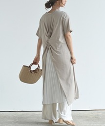 ＢＡＣＫプリーツカットワンピース