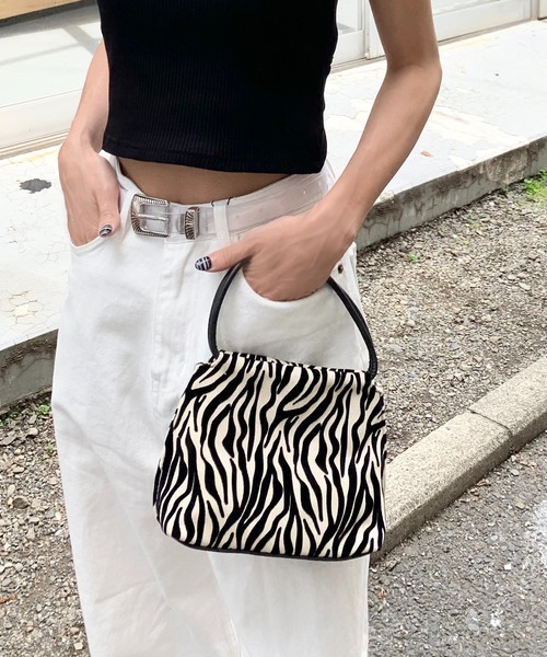 RASVOA（ラスボア）の「パターンソリッド２ＷＡＹミニＢＡＧ（ショルダーバッグ・レディース・ブラック/オフホワイト/ホワイト系その他・FREE）」の16枚目の写真