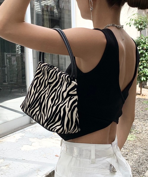 RASVOA（ラスボア）の「パターンソリッド２ＷＡＹミニＢＡＧ（ショルダーバッグ・レディース・ブラック/オフホワイト/ホワイト系その他・FREE）」の22枚目の写真