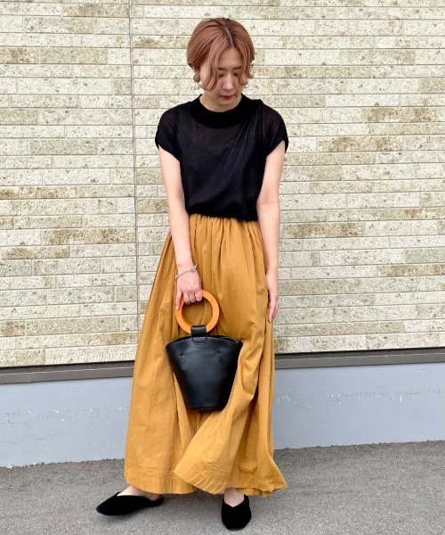 ITEMS URBANRESEARCH（アイテムズ アーバンリサーチ）の「ボリュームギャザースカート（スカート・レディース・マスタード/スミクロ/ベージュ・FREE）」の3枚目の写真