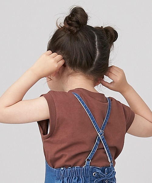 petit main（プティマイン）の「【リンク／接触冷感】裾スリットTシャツ（Tシャツ/カットソー・キッズ・ダークブラウン/ブルー/キナリ/ブラック・100cm/120cm/80ｃｍ/110cm/130cm/90cm）」の19枚目の写真