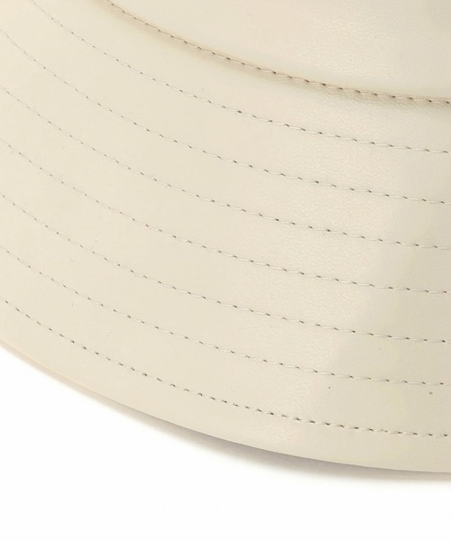 Dickies(ディッキーズ)の「【Dickies】PU BUCKET HAT / ディッキーズ フェイクレザー バケットハット(ハット・メンズ・ブラック/アイボリー・FREE)」の7枚目の写真