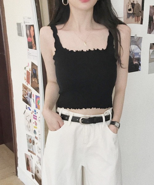 Anuenue（アヌエヌエ）の「フリルデザイン ショート丈リブタンクトップ（タンクトップ・レディース・ホワイト/ブラック/パープル/ピンク/クリーム・FREE）」の3枚目の写真