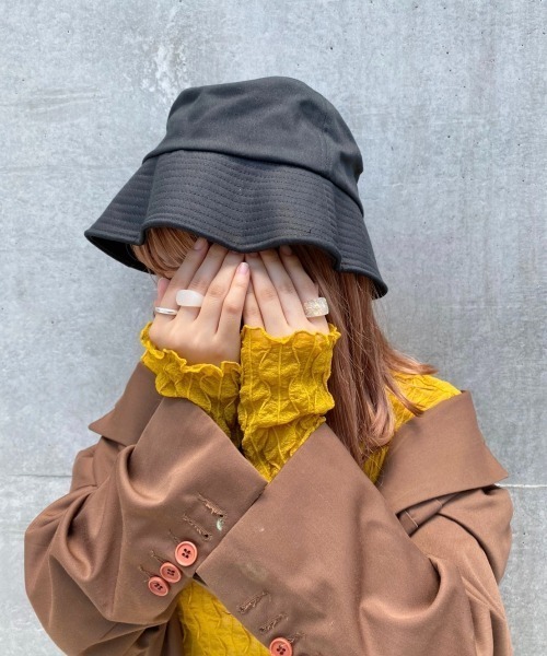 nemne store（ネンネストア）の「【accessory】気分屋さんのウネウネバケットハット（ハット・レディース・ブラック/アイボリー・F）」の9枚目の写真