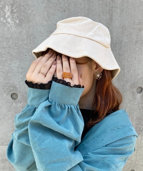 nemne store（ネンネストア）の「【accessory】気分屋さんのウネウネバケットハット（ハット・レディース・ブラック/アイボリー・F）」の14枚目の写真