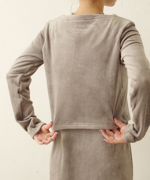 TERRITOIRE(テリトワール)の「ベロアチビカーディガン(カーディガン/ボレロ・レディース・ネイビー/ブラウン/グレー/ピンク/アイボリー・FREE)」の21枚目の写真