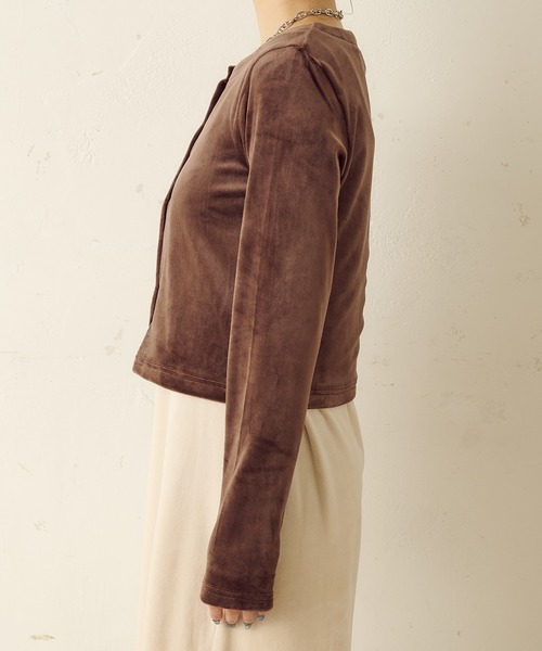 TERRITOIRE(テリトワール)の「ベロアチビカーディガン(カーディガン/ボレロ・レディース・ネイビー/ブラウン/グレー/ピンク/アイボリー・FREE)」の7枚目の写真