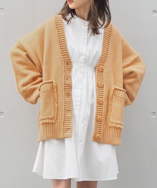tiptop(ティップトップ)の「【選べる2デザイン】フリンジ使いVネックカーディガン(カーディガン/ボレロ・レディース・ダークグリーン/ブルー/オレンジ系その他/グレイッシュベージュ/オレンジ/イエロー/グリーン/レッド/オフホワイト/ライトブルー/ホワイト系その他/ブラック系その他/グレー系その他/グリーン系その他・FREE)」の14枚目の写真