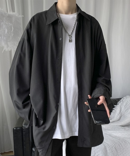 KOR(ケーオーアール)の「シルクタッチ ドロップショルダー オーバーサイズシャツ(シャツ/ブラウス・メンズ・ブラック/ブルー/ホワイト・5XL/3XL/2XL/XL/4XL/L/M)」の5枚目の写真
