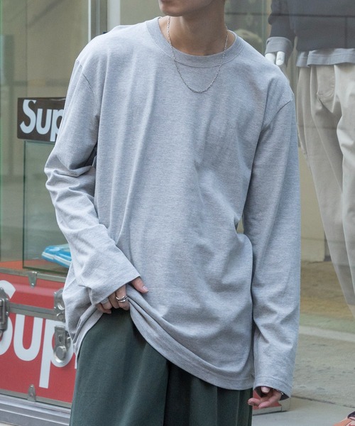 United Athle(ユナイテッドアスレ)の「袖リブ無しでストンとこなれ感【United Athle】cotton long sleeve t-shirt / コットン ロングスリーブTシャツ ロンT 5.6オンス ビッグシルエット ヘビーウェイト 5010(Tシャツ/カットソー・メンズ・ホワイト/ミックスグレー/ナチュラル/ネイビー/ブラック/ダークブラウン/ライトグリーン/パープル/カーキ/ライトオリーブ/チャコールグレー/ライトブルー/ベビーピンク/レッド・L/M/XL/XXL/S)」の4枚目の写真