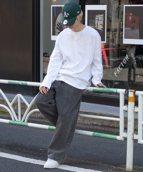 United Athle(ユナイテッドアスレ)の「袖リブ無しでストンとこなれ感【United Athle】cotton long sleeve t-shirt / コットン ロングスリーブTシャツ ロンT 5.6オンス ビッグシルエット ヘビーウェイト 5010(Tシャツ/カットソー・メンズ・ホワイト/ミックスグレー/ナチュラル/ネイビー/ブラック/ダークブラウン/ライトグリーン/パープル/カーキ/ライトオリーブ/チャコールグレー/ライトブルー/ベビーピンク/レッド・L/M/XL/XXL/S)」の22枚目の写真