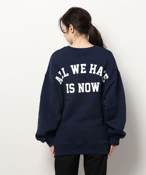 ottilie(オティーリエ)の「バックロゴプリントスウェットPO(スウェット・レディース・グレー/グリーン/ネイビー・FREE)」の5枚目の写真