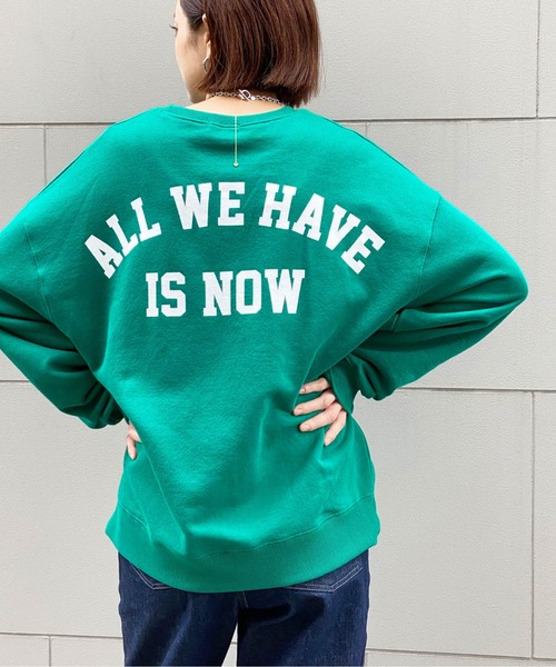 ottilie(オティーリエ)の「バックロゴプリントスウェットPO(スウェット・レディース・グレー/グリーン/ネイビー・FREE)」の1枚目の写真