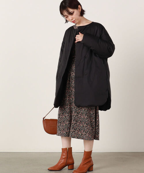 NOLLEY’S(ノーリーズ)の「◇【WEB限定カラーあり】フラワープリントワンピース(ワンピース・レディース・ホワイト系その他5/ブラック系その他3/ブラック系その他4/ベージュ系その他3・38)」の15枚目の写真