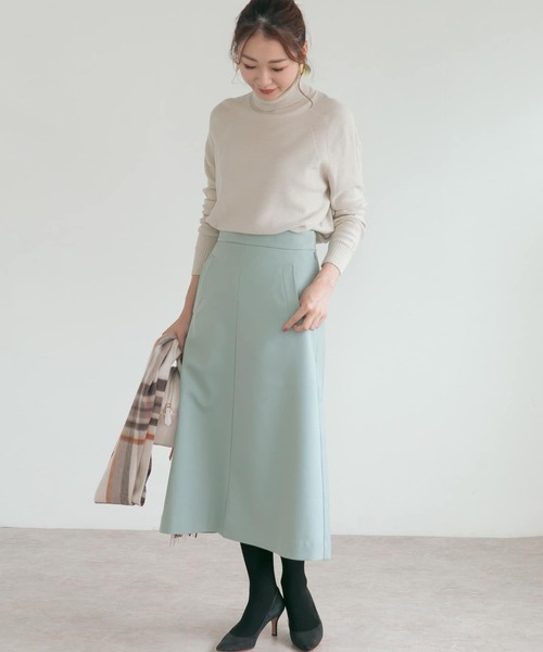 URBAN RESEARCH ROSSO（アーバンリサーチロッソ）の「ULTRA THERMOフレアスカート（スカート・レディース・ブラック/オフホワイト/グリーン系その他・38/36）」の18枚目の写真